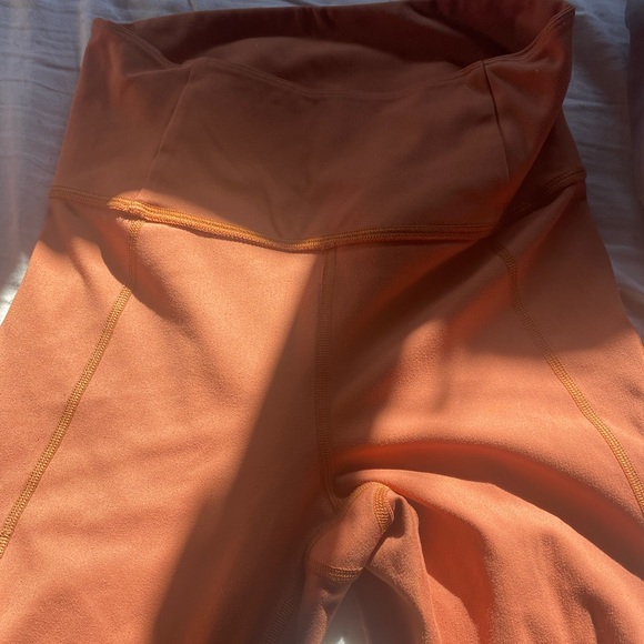 Girlfriend Collective Set - Picture 6 of 6